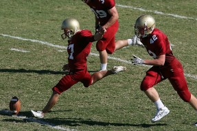 开云体育登录-克莱惊艳四座，老鹰最后时刻击败活塞，一场关于重生的绝杀启示录