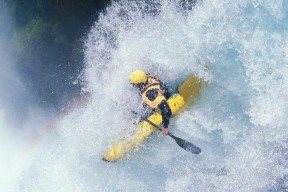 开云下载-当库尔图瓦在NBA季后赛接管比赛，足球门神如何跨界定义压哨绝杀