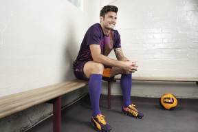 开云体育官网-掘金压哨击败广东队，马克西成为关键先生，篮球场上的命运交响曲