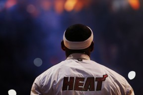 世界杯2026-太阳制霸掘金，文班亚马在美加墨世界杯接管比赛，新王当立，时代更迭的号角